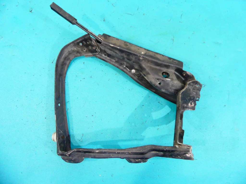 фото №2, Pas передний левый панель фары mercedes r w251 05-09