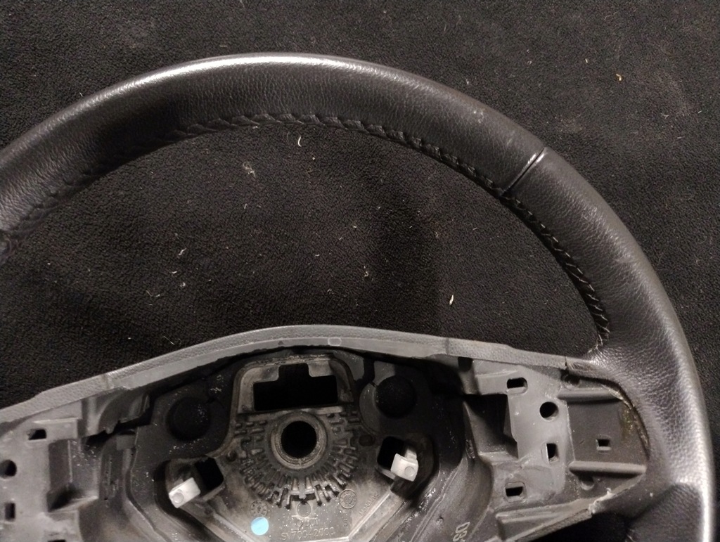 фото №6, Fiat grande punto evo воздуховод трёхспицевая кожаный многофункциональный