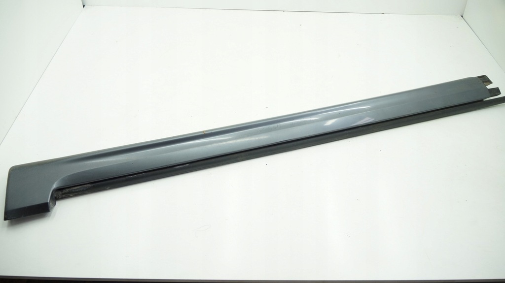 фото №1, Volvo накладка napróg правая v70 iii 39883003