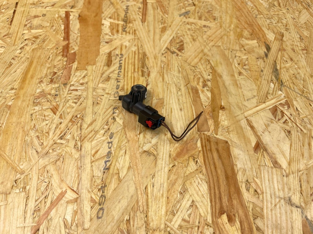 фото №8, Датчик удара ударный штекер maserati levante 51943477