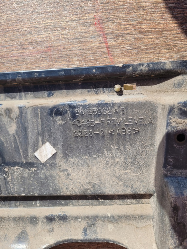 Jeep cherokee kj 01-07r направляющая бампера задняя заднего абсорбер в Украине