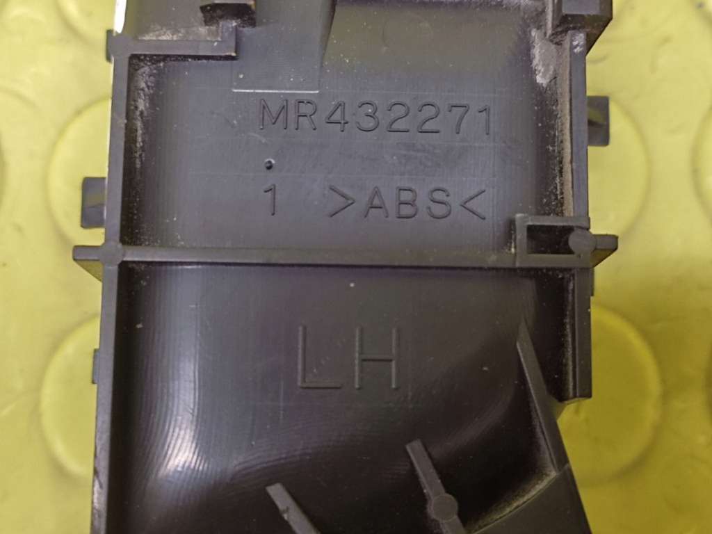 фото №5, Mitsubishi pajero 3 ручка внутренняя левый задняя mr432271