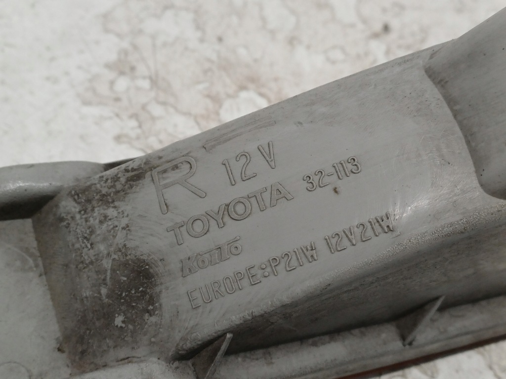 фото №6, Toyota camry 92- поворотник правий 32113