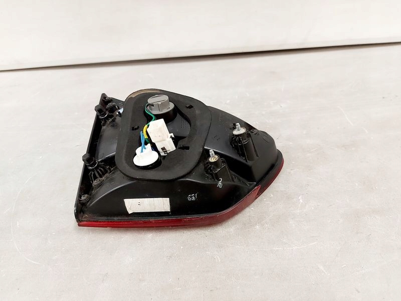 фото №9, Kia carens iv лампа w крышка правый задняя правая задняя