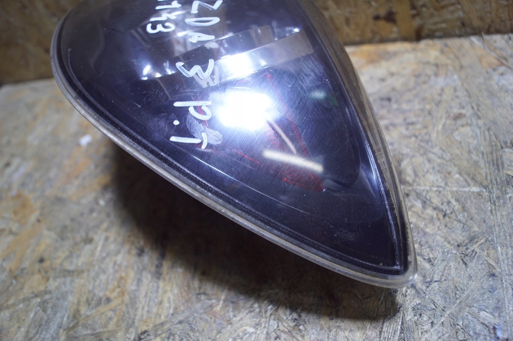 фото №5, Mazda 3 bk лампа правая задняя hb led