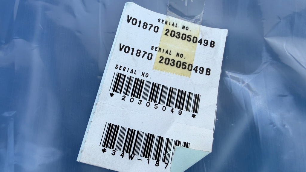 Volvo v40 s40 xc70 v70 корпус чейнджер + карман 9488926 7g/20q с Разборки