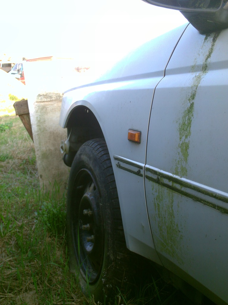 фото №6, Peugeot 605 3,0 v6 бампер задня білий колір стан db zdrowy 91r двері крила