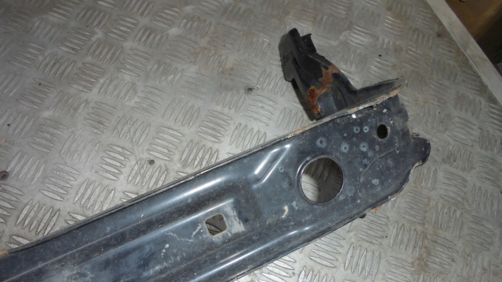 фото №5, Опора основание радиатора volvo v40 ii d2 2014