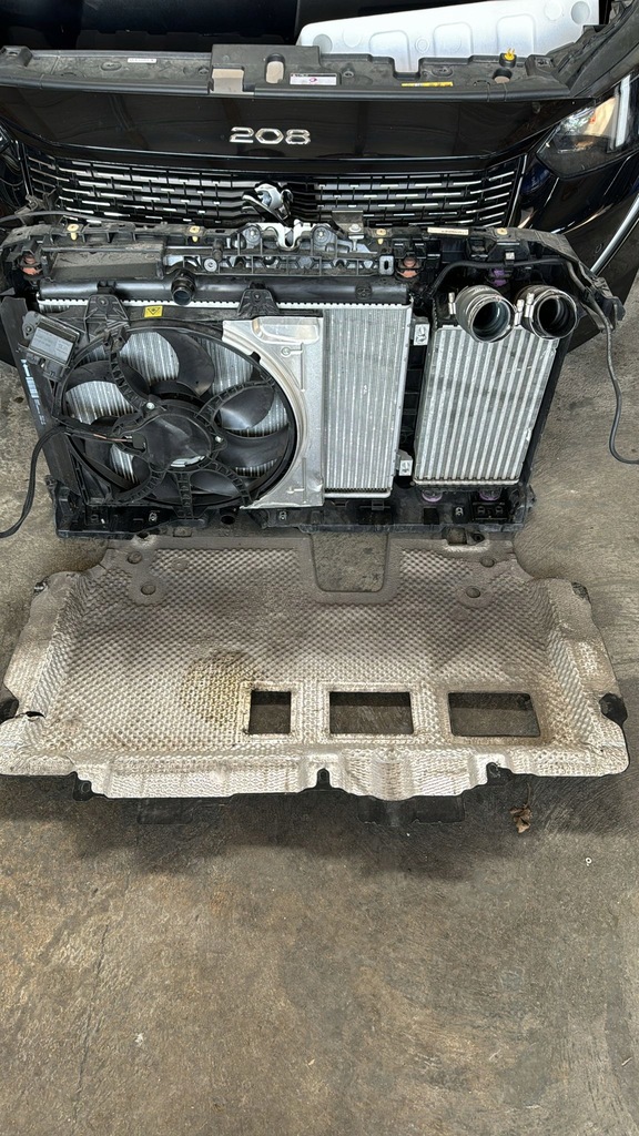фото №13, Перед kompletny капот бампер крила peugeot 208 ii gt line ktv