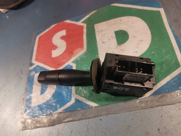 фото №5, Переключатель дворник peugeot 206 96331043zl