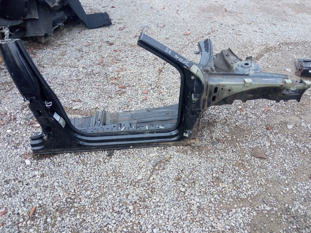 фото №1, Volkswagen vw passat b8 чверть права передня блок двигуна поріг