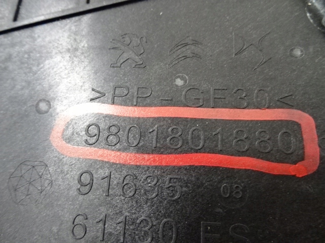 фото №10, Citroen c4 cactus основание кронштейн аккумулятор 9801801880