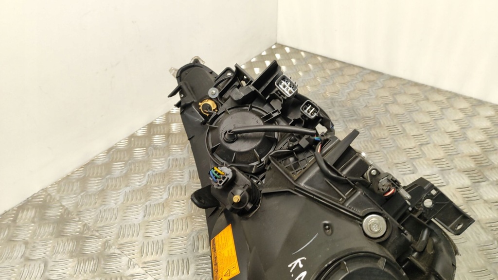 фото №14, Citroen c4 aircross 2015 левая сторона лампа передняя