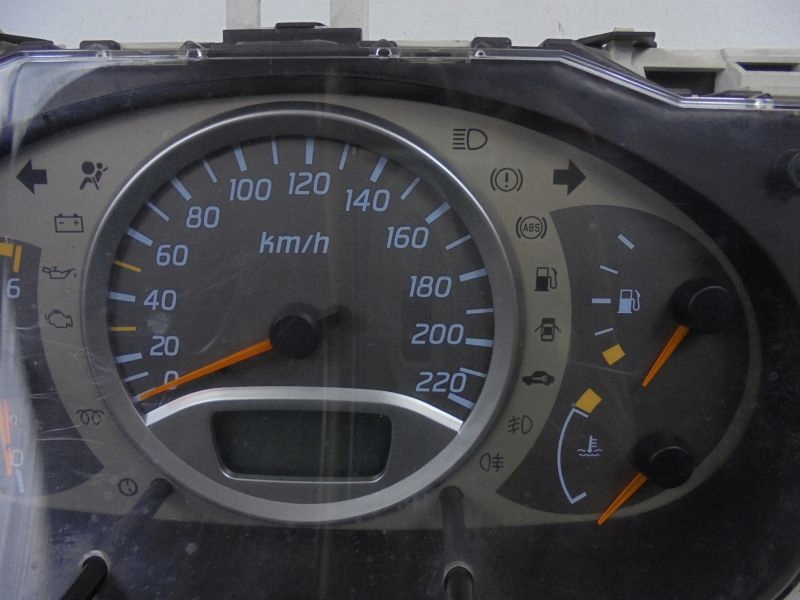 фото №5, Nissan almera tino 00-03 счетчик приборы 2.2d bu064