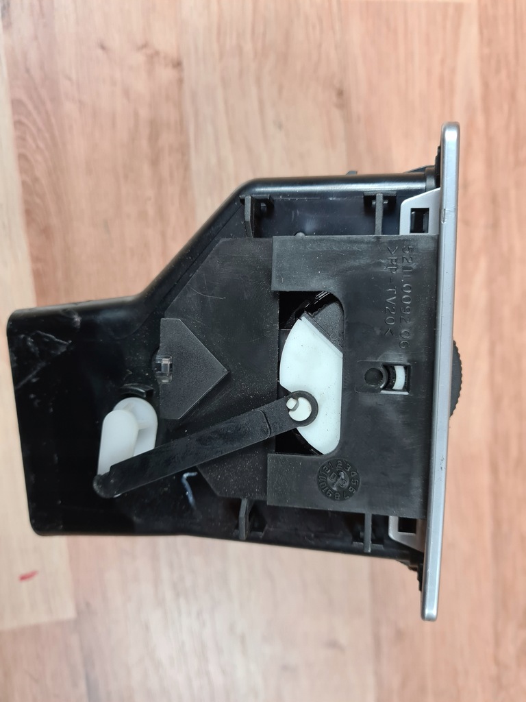 фото №5, Range rover l322 vogue решётка обдув левая правая