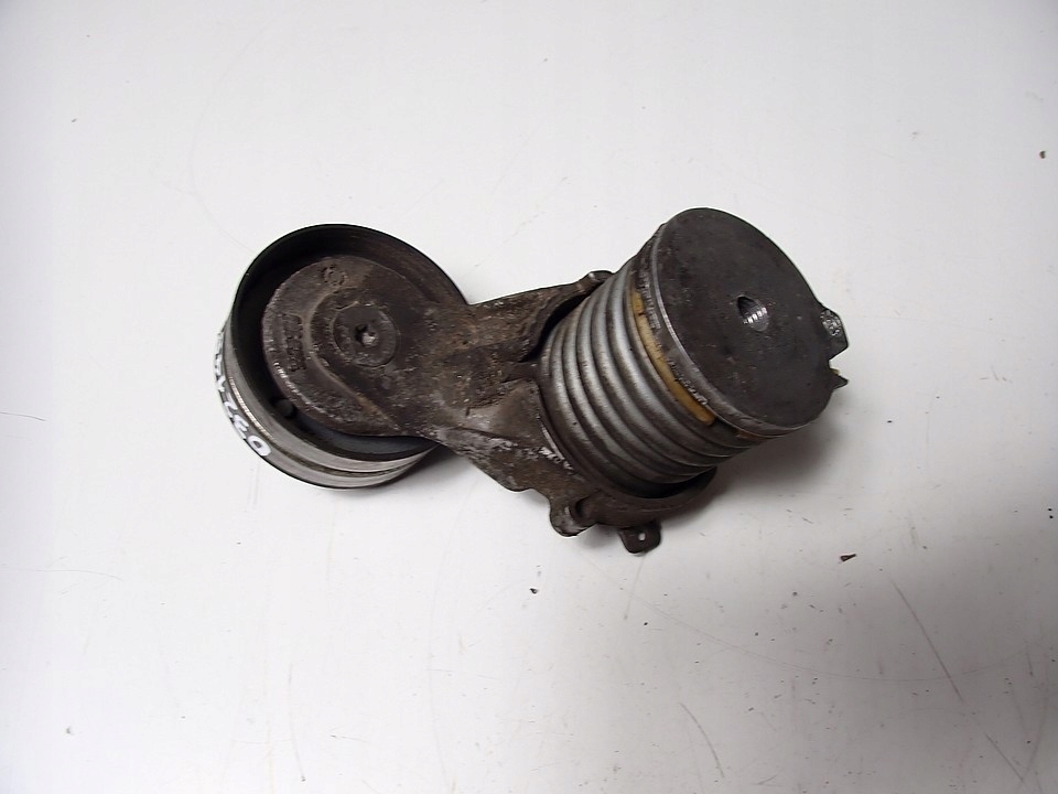 Натяжитель ремень ролик vw golf iv 1.4 16v 98r Недорого