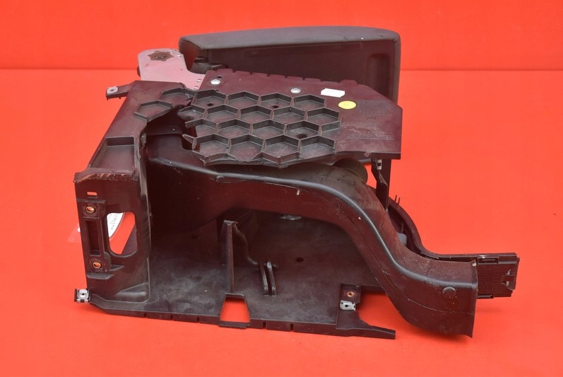 фото №5, Підлокітник eu 5m0864207b vw golf 5 v plus 05-14