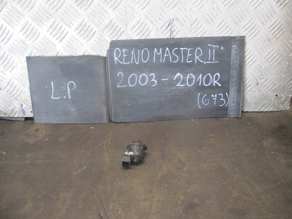 фото №1, Кнопка регулировки зеркал 8200002442 renault master ii 2.5 d 03-10 r.