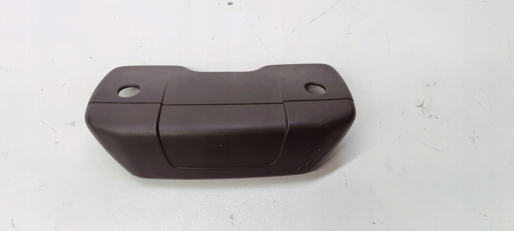 фото №1, Захист заглушка сидіння перед audi a4 b9 4m0881590