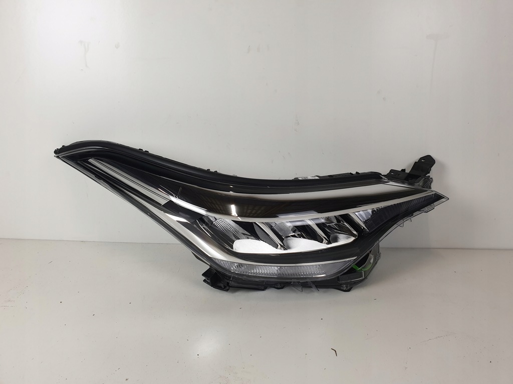 фото №1, Toyota ch-r lift лампа правая full led