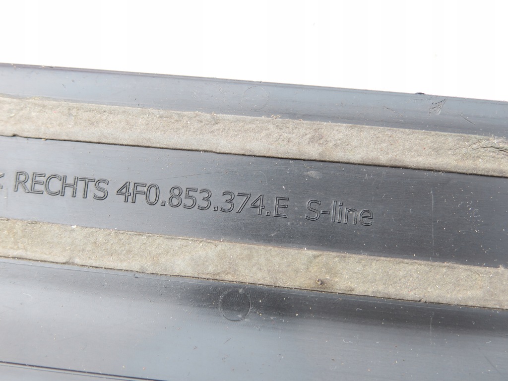 Накладка  порога  правый  передок  s line audi a6 c6 04-11 с Разборки