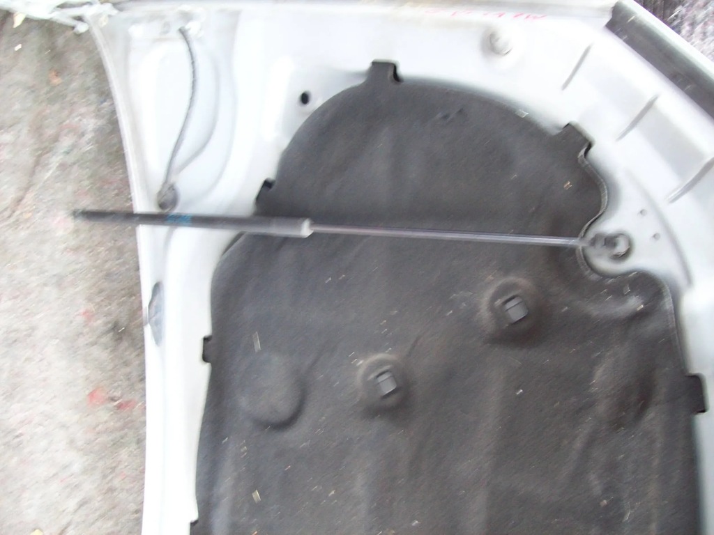 фото №10, Volkswagen golf vi 2009 капот шумоізоляція петлі la7w