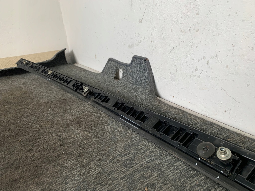 фото №11, Ford mustang mach-e молдинг крыша правая оригинал