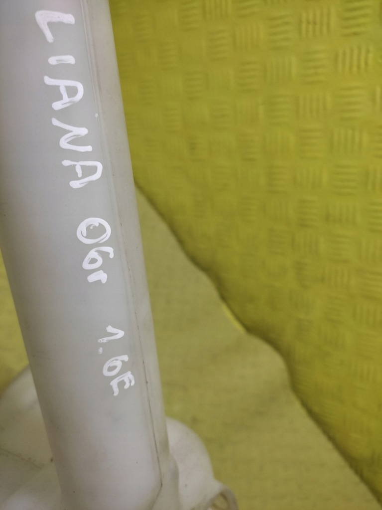 фото №8, Suzuki liana i 1.6 бачок омывателя 060851083