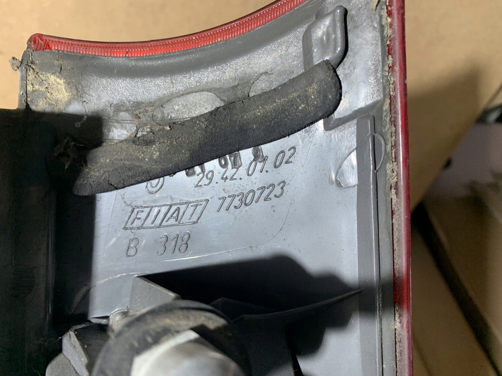 фото №8, Лампа левая задняя fiat punto 7730723