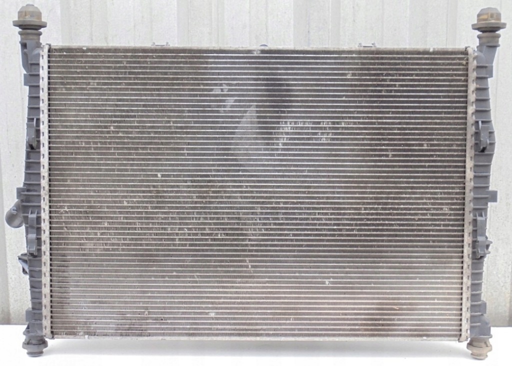 Купити Ford transit mk7 2.2 tdc радіатор води вентилятор