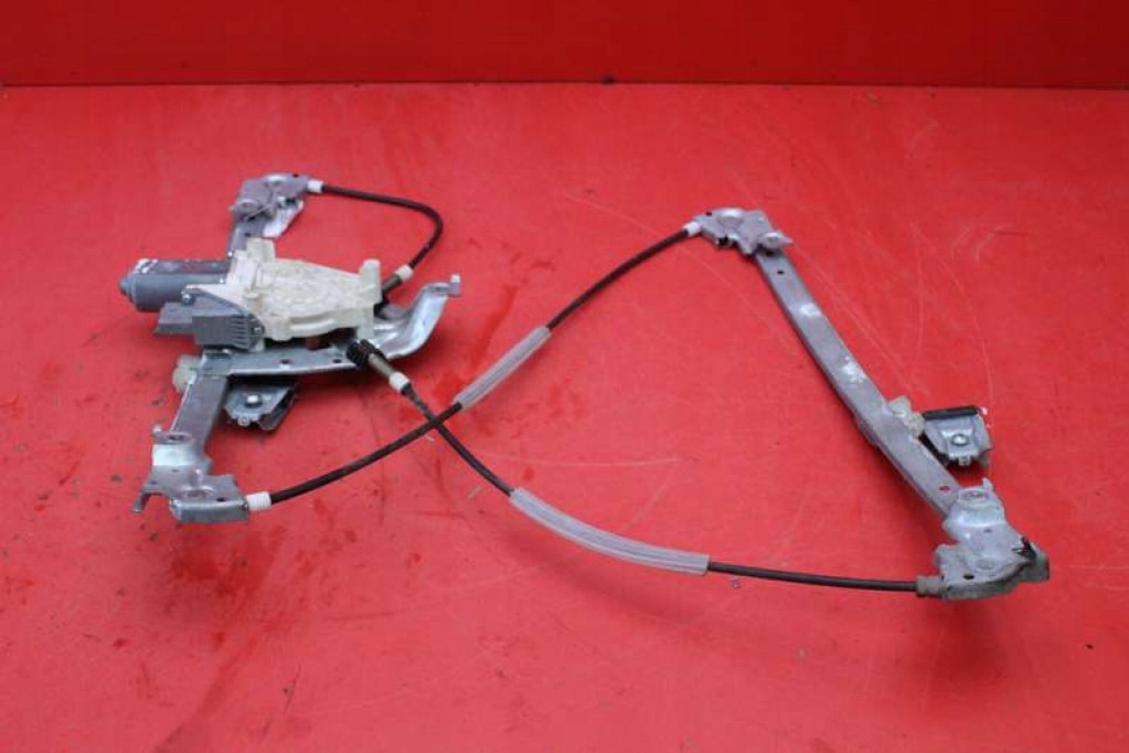 Підйомник скло лівий перед eu 30085615 peugeot 607 00-04 Недорого