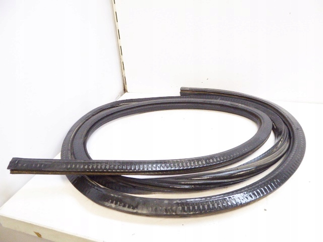 фото №1, Golf iii прокладка кузовна двері перед ліва