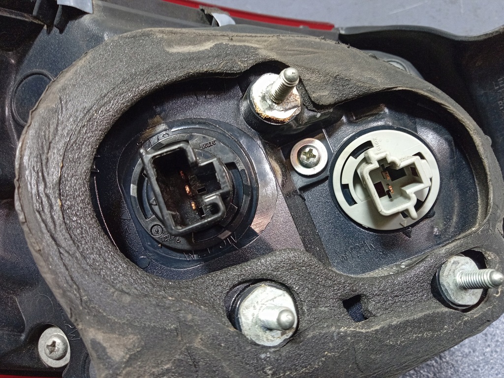 фото №6, Mazda 3 bm hb лампа задня права b45c-51150