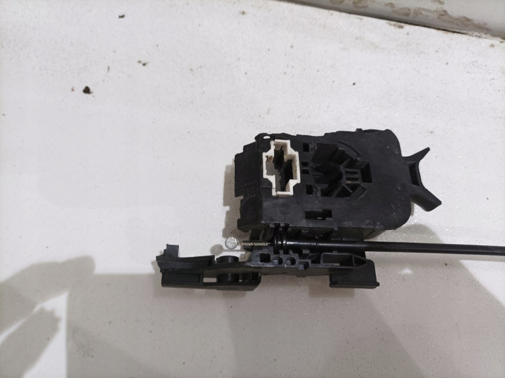 фото №2, Volvo v40 ii замок дверь правый задняя