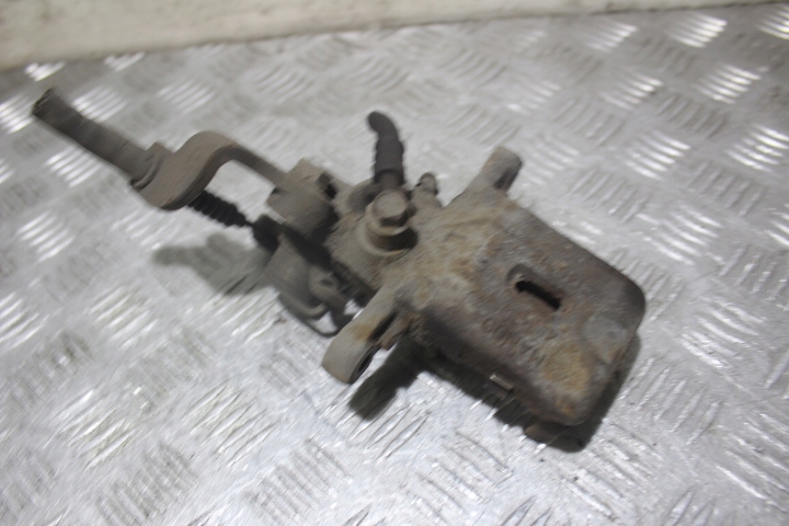 фото №1, Суппорт тормоза левый задняя hyundai tiburon