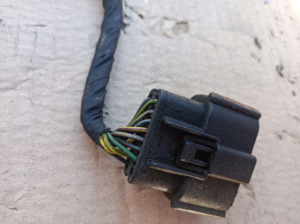 фото №1, Колодка штекер лампы передней левый ford s-max mk2 galaxy mk4