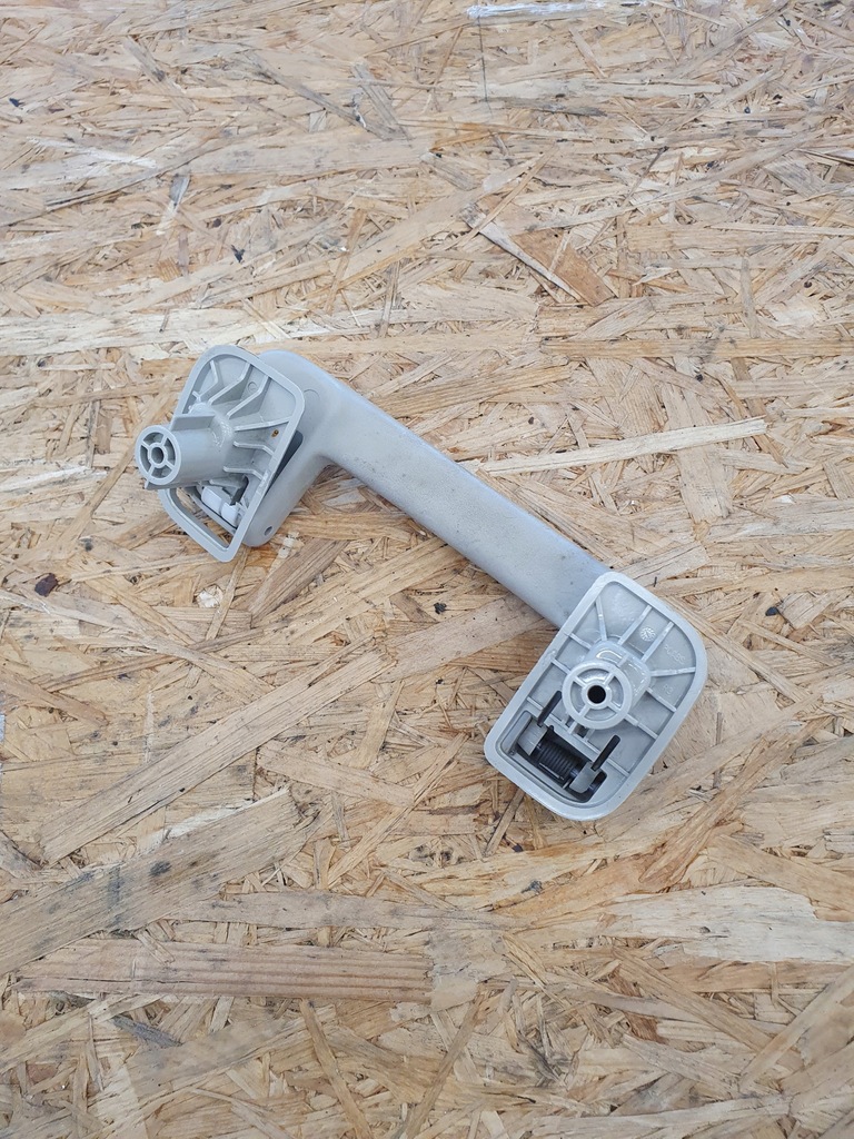 фото №4, Town & country ручка / кронштейн правый перед