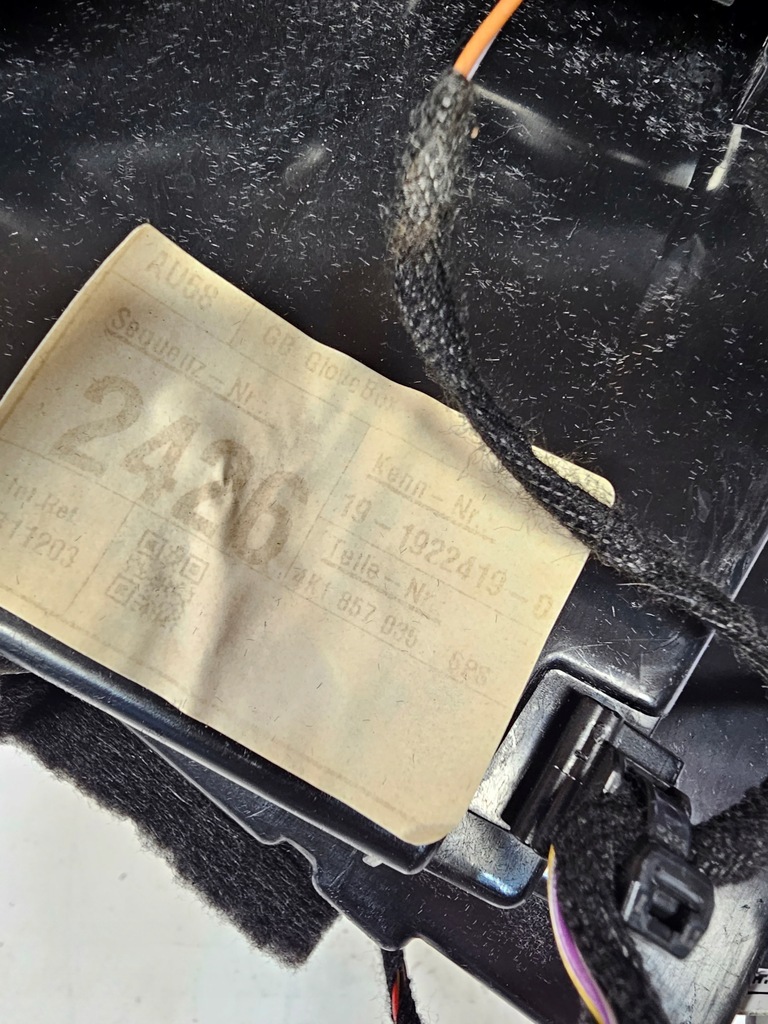 фото №7, Бардачок пасажира audi a6 c8 4k europa 4k1857035