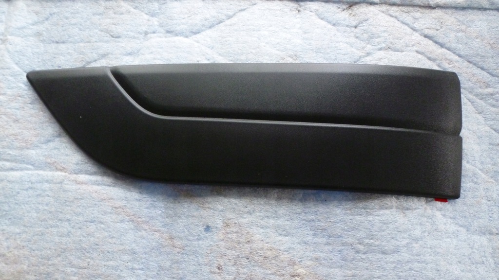 фото №1, Iveco daily молдинг поперечина перед правая 5801847137