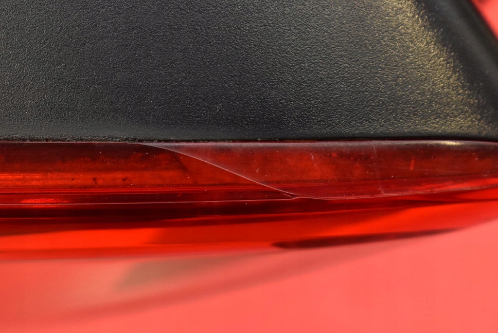 Лампа левая задний  задняя 8v41-13a603-ad ford kuga mk1 08-13 Цена