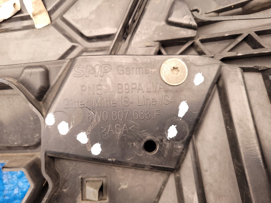 фото №11, Audi a4 s4 b9 | бампер перед решітка радіатора передній lift s-line 8w0807437ac | 0191