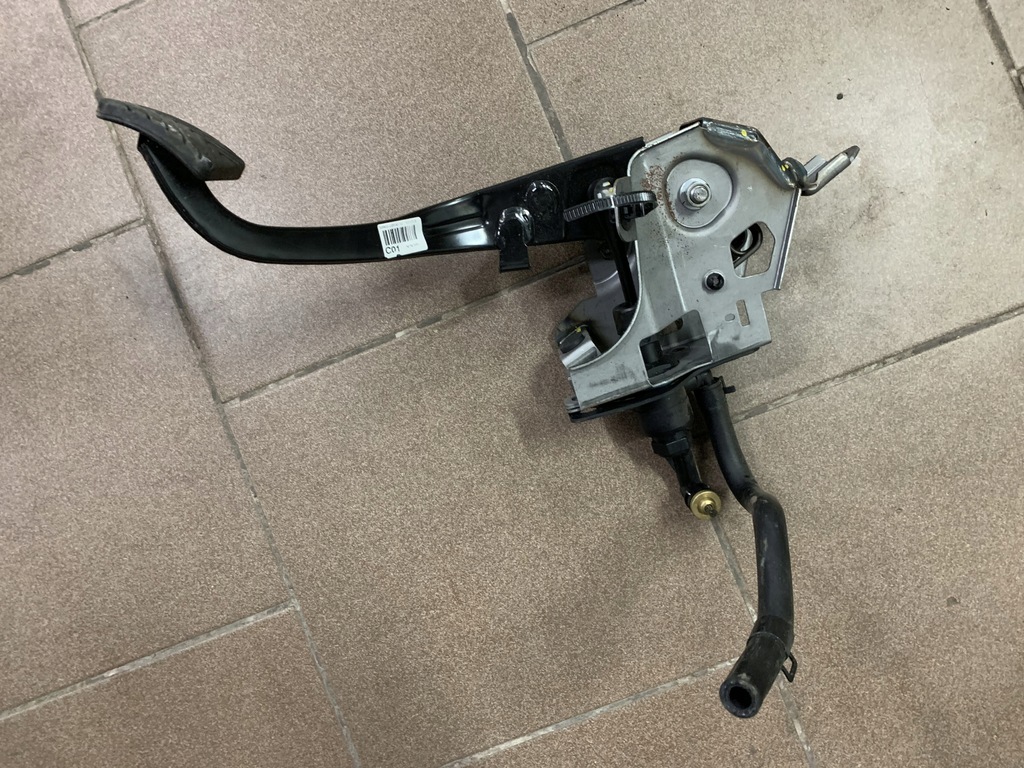 фото №1, Hyundai kona педаль сцепления комплект wyspzęglik