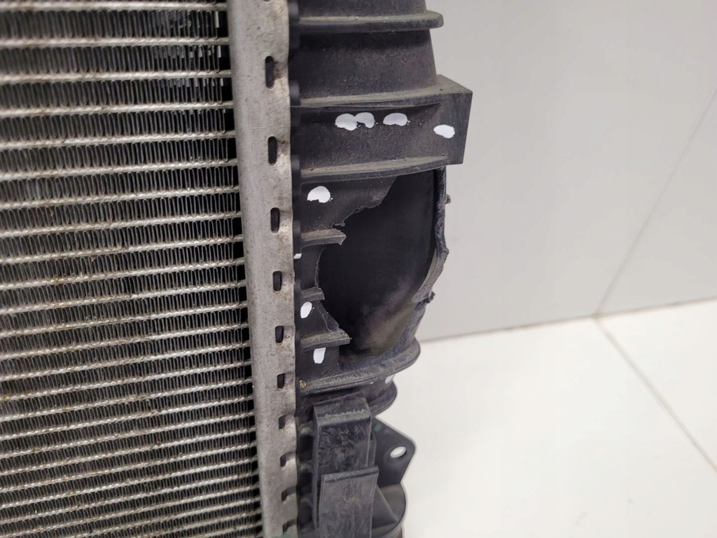 фото №2, Радіатор land rover range rover evoque facelift 2018 gj32-8005-bb