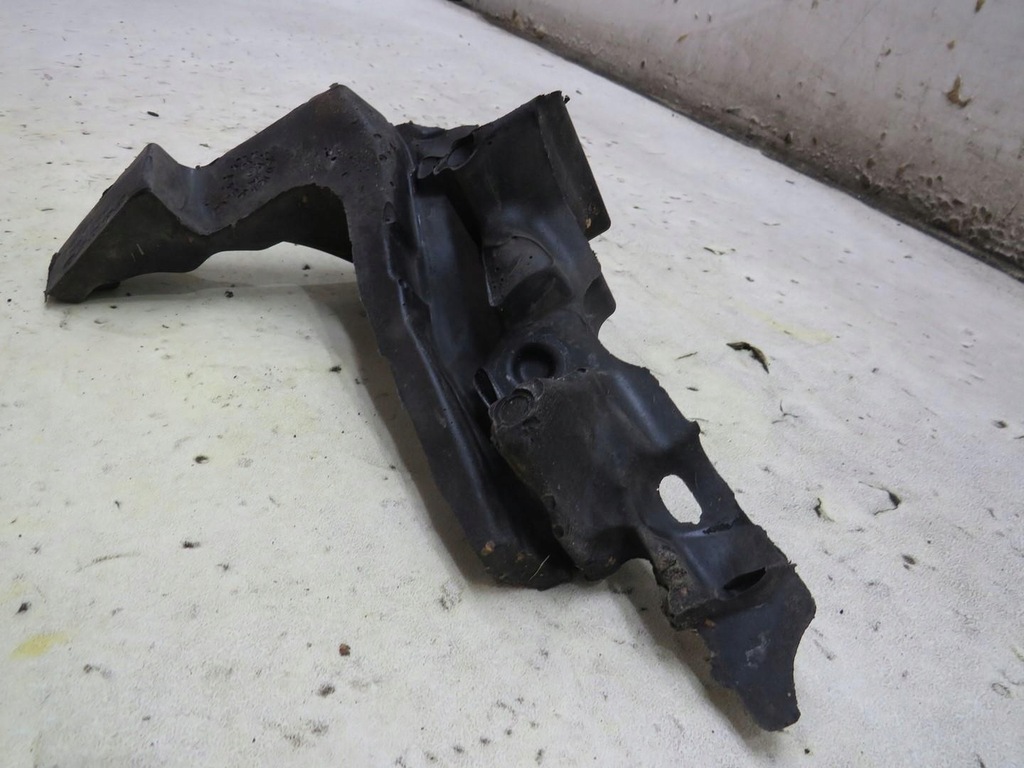 фото №5, Шумоизоляция жабо правое volvo v40 ii