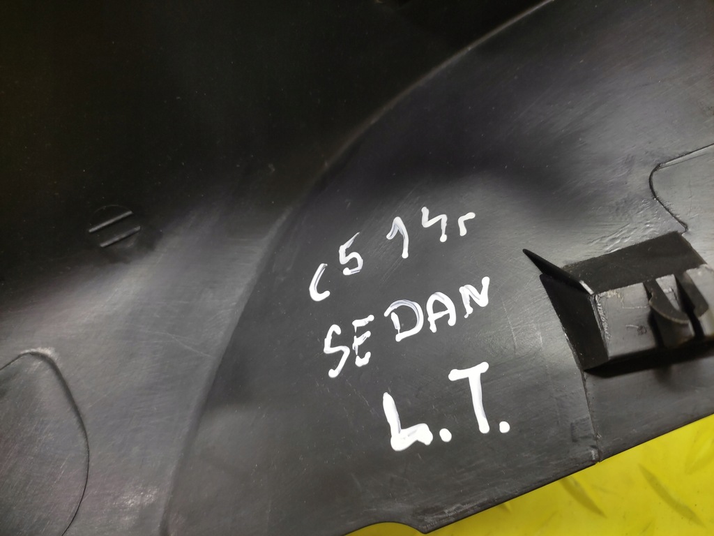 фото №11, Citroen c5 iii sedan захист стійка лівий задня