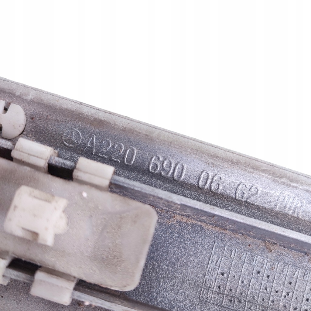 фото №9, Молдинг дверь правый перед mercedes s w220