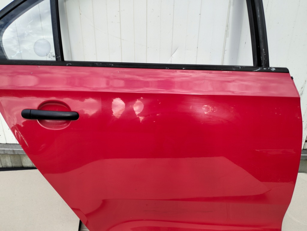 фото №4, Skoda rapid liftback дверь правый задняя lf3k sedan