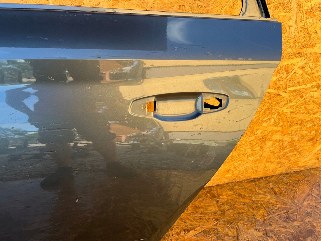 фото №4, Дверь левая задние задняя skoda scala skala 19-