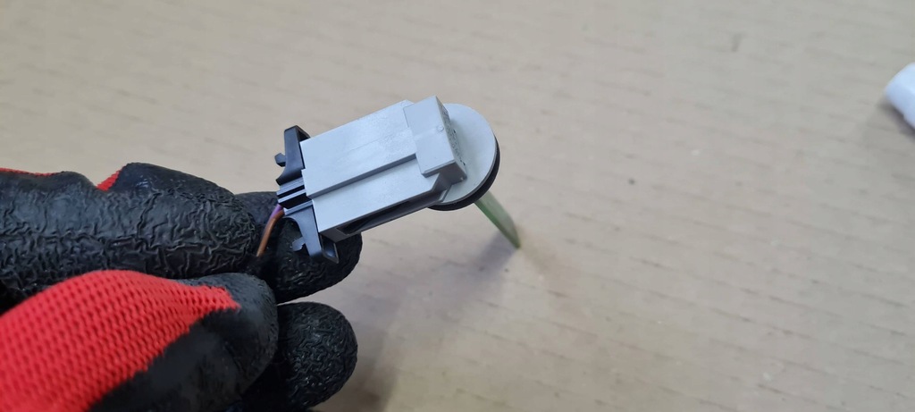 фото №5, Sq8 4m rsq8 q8 датчик температуры внутренней 24r 4b0820539 sq7 4m q7 q5