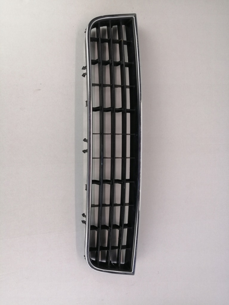 фото №1, Audi a6 c5 решётка бампера перед